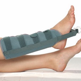 Attelle traction jambe